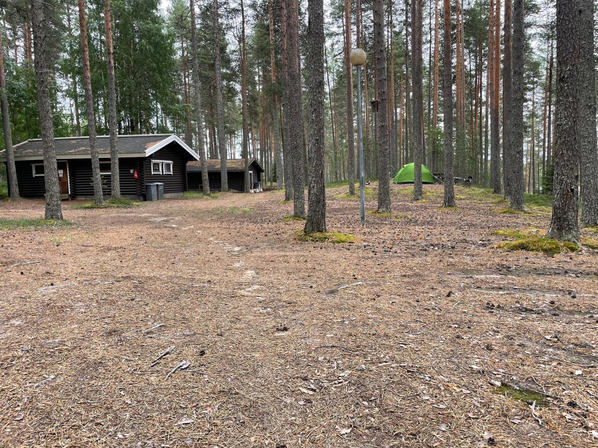 ホテル Laahtanen Camping Ristijärvi エクステリア 写真