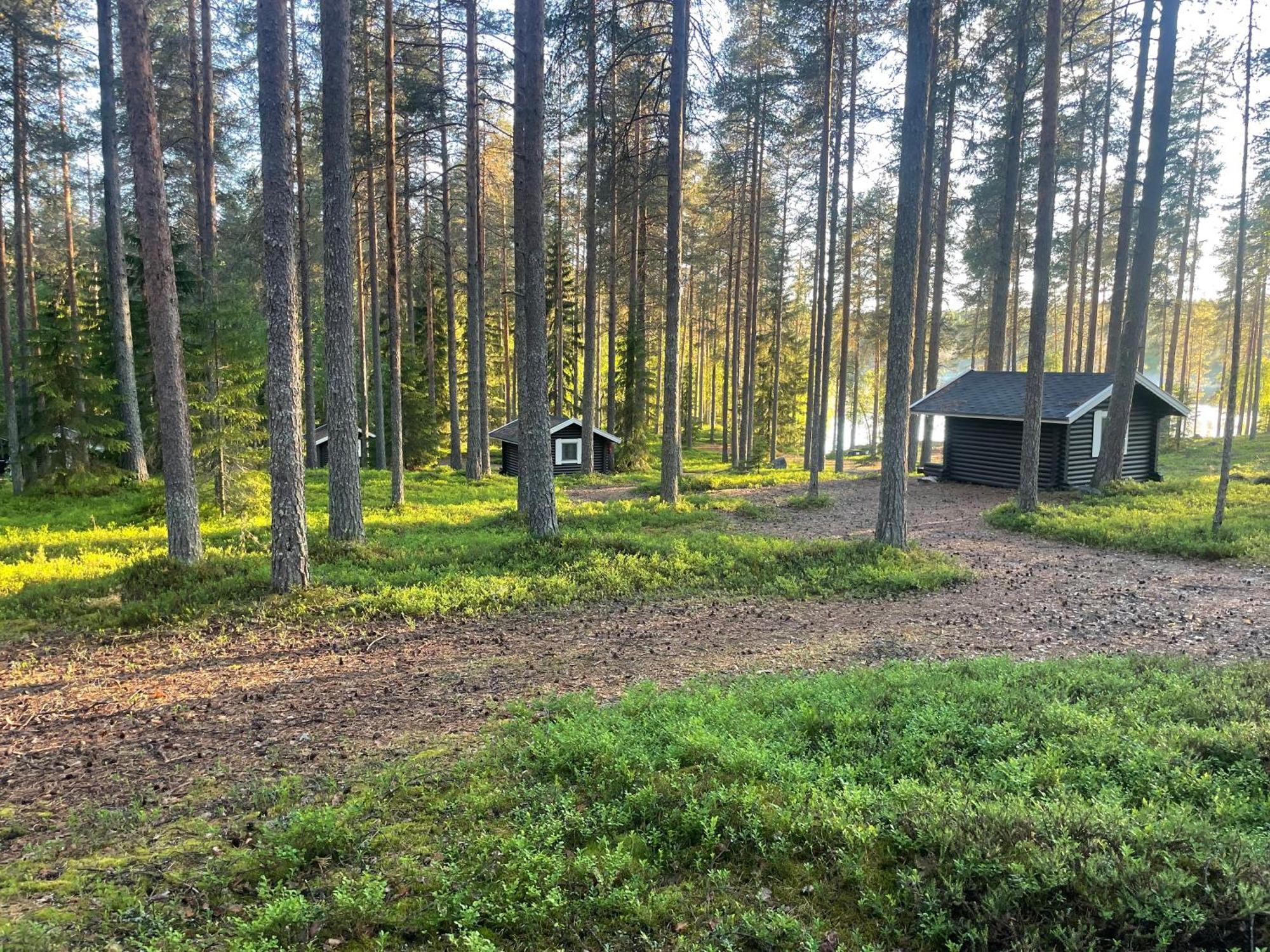 ホテル Laahtanen Camping Ristijärvi エクステリア 写真