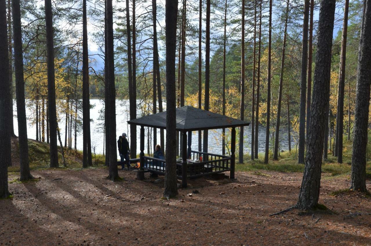 ホテル Laahtanen Camping Ristijärvi エクステリア 写真